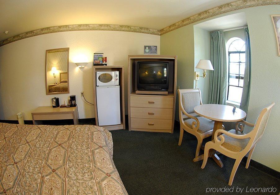 Pacific Inn Santa Cruz Room photo
