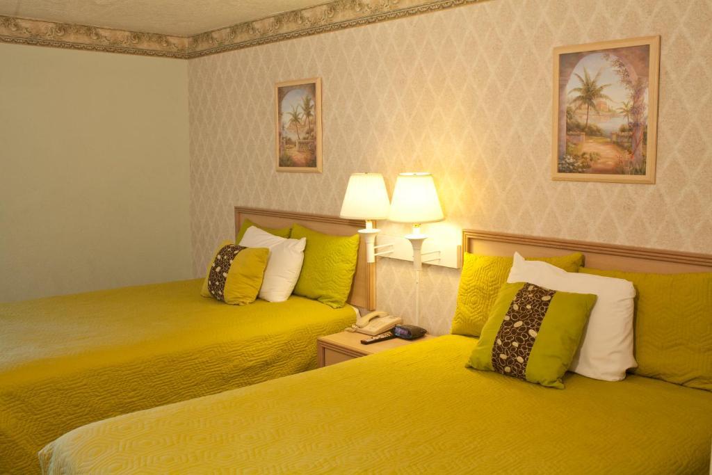Pacific Inn Santa Cruz Room photo